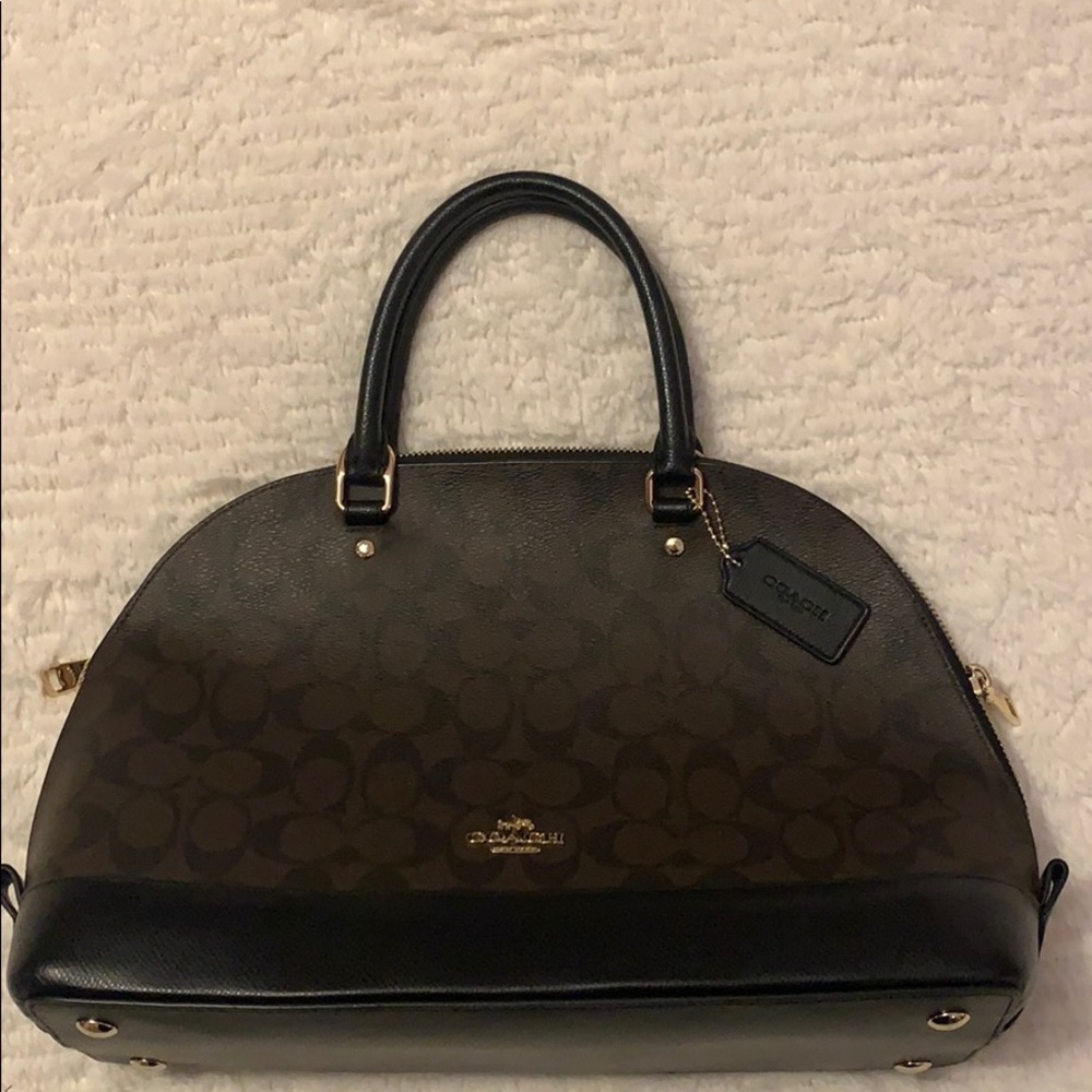 •MAKE OFFER• Coach hand or shoulder bag